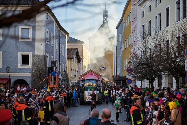 fasching-laufen-23-02-21-16-30-03