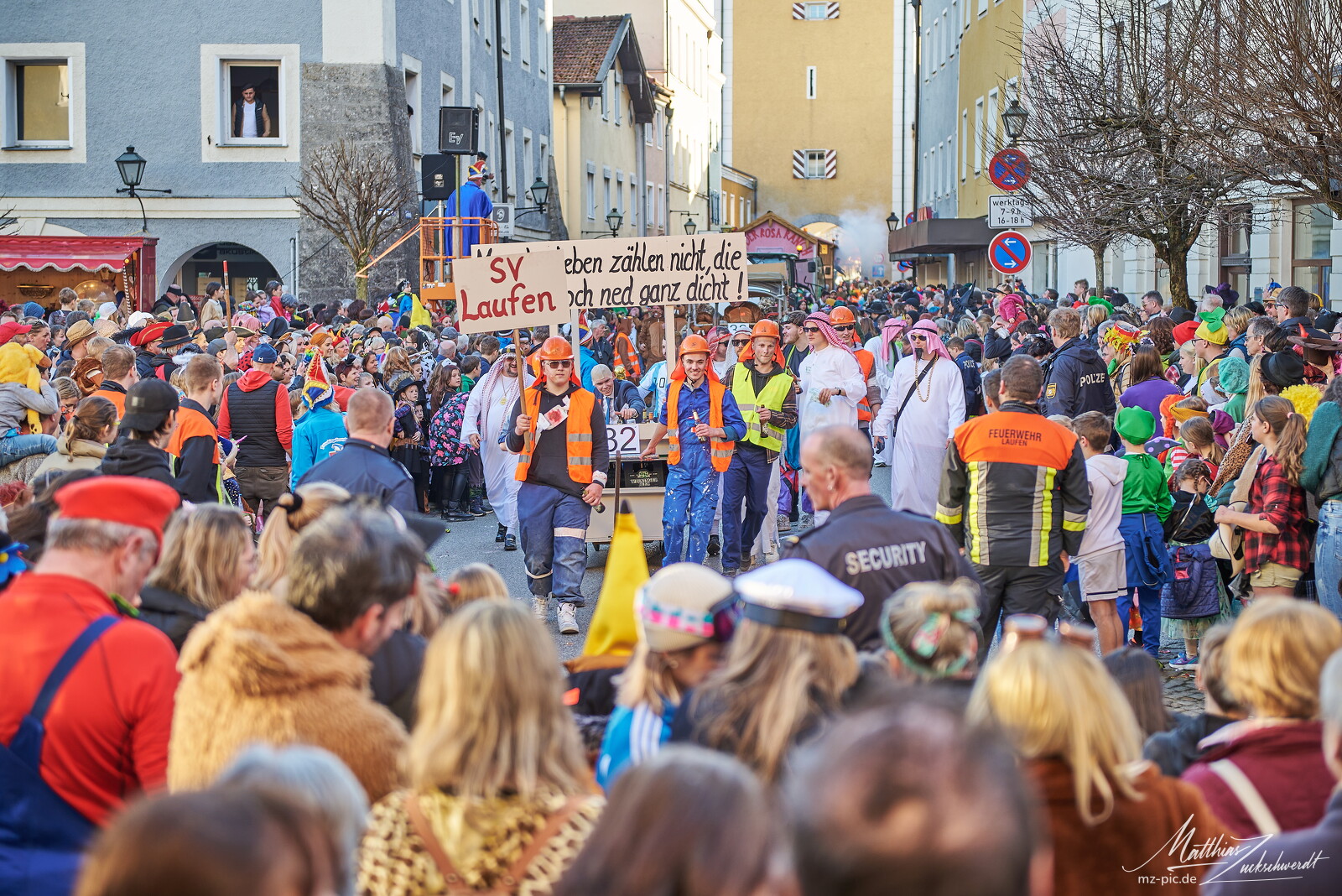 fasching-laufen-23-02-21-16-26-00.jpg