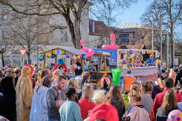 fasching-laufen-23-02-21-15-18-38