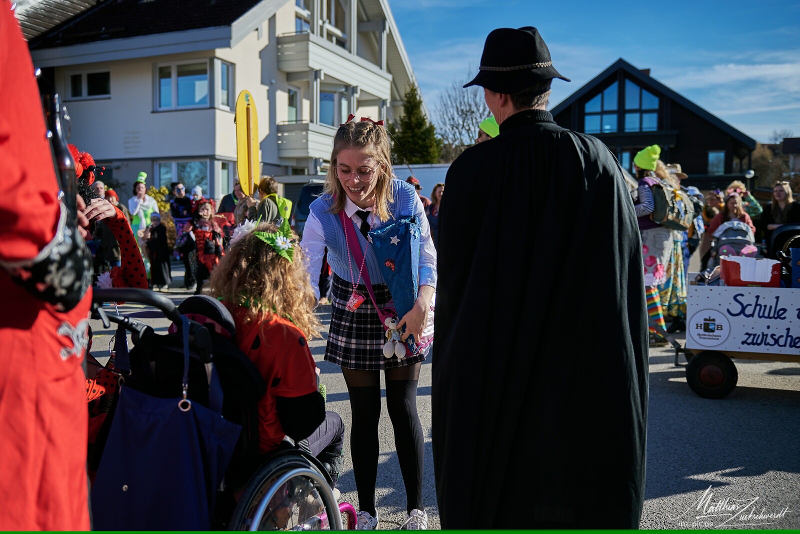 fasching-laufen-23-02-21-14-38-58.jpg