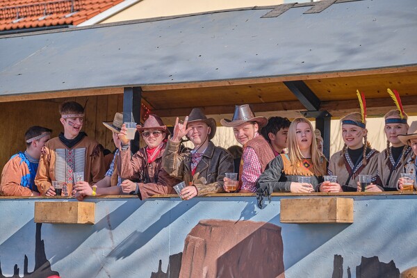 fasching-laufen-23-02-21-13-18-17