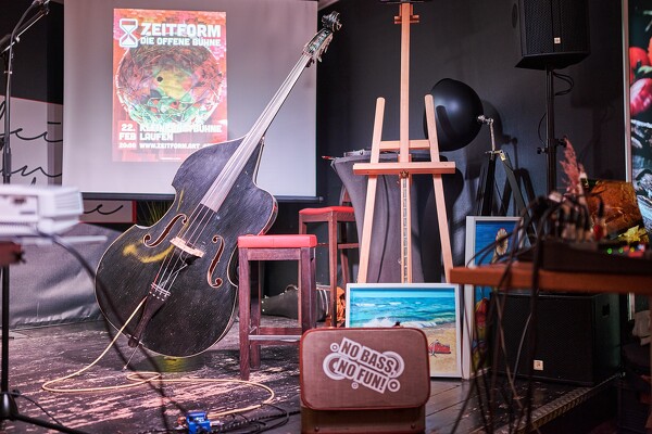 zf59-23-02-22-19-59-44