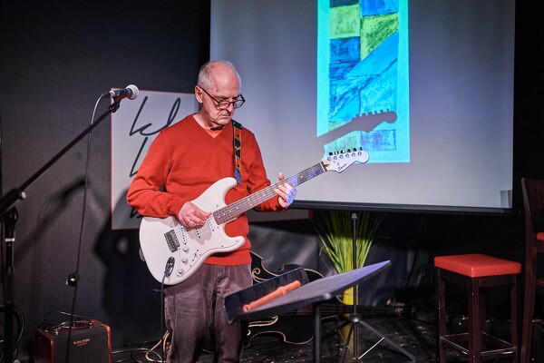 zf59-23-02-22-20-54-10