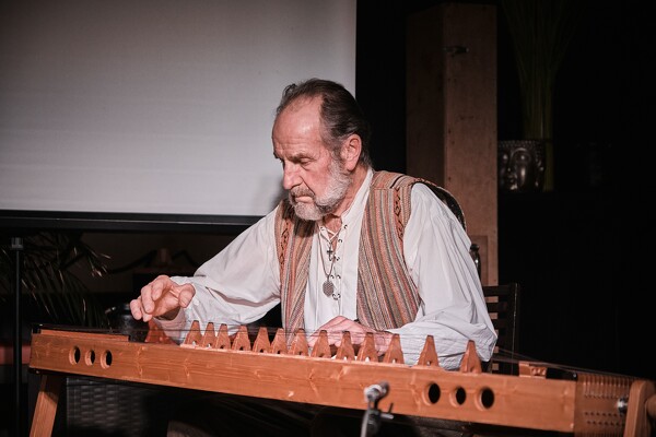 zf56-22-10-26-21-08-37