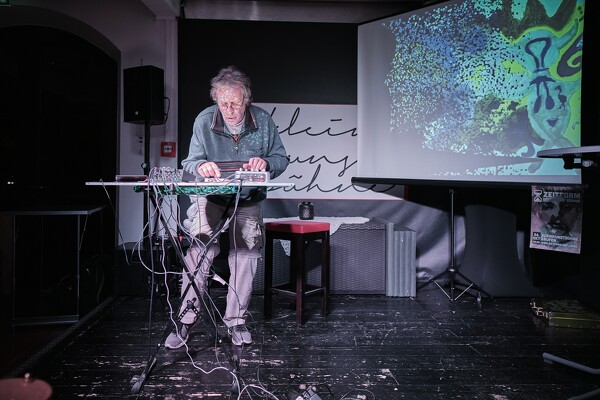 zf55-22-09-28-21-13-13