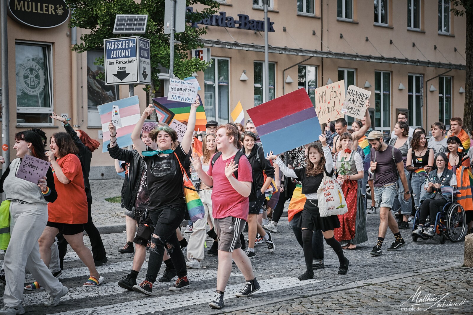 csd-22-08-27-16-35-34.jpg