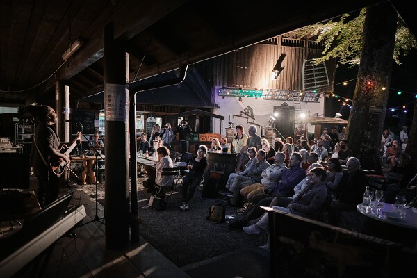 zf53-22-07-27-21-19-56