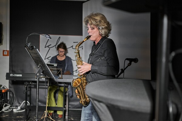 zf60-23-03-29-20-00-44