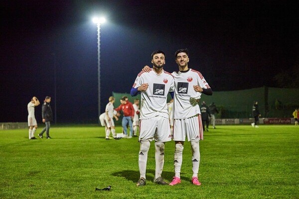 svl-svk2-23-05-12-22-30-37