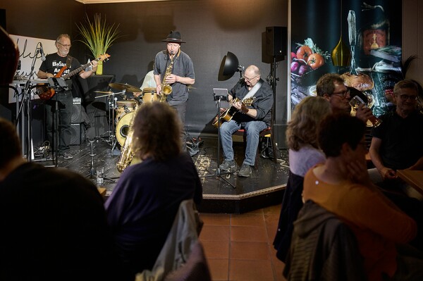 lfmn-23-06-23-21-02-16