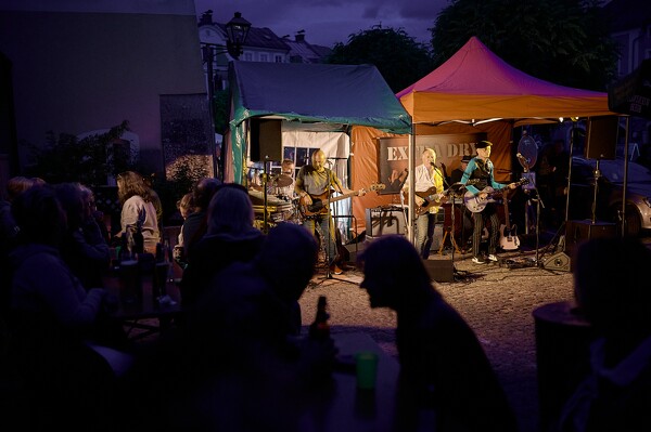 lfmn-23-06-23-21-37-06