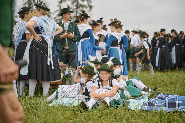 gau-23-07-16-09-18-49