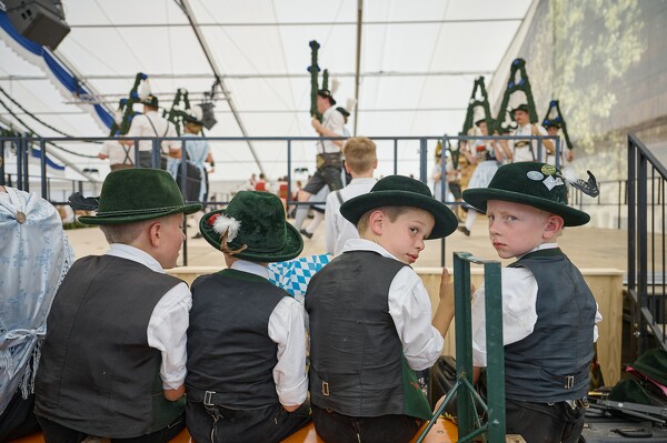 gau-23-07-16-14-38-17