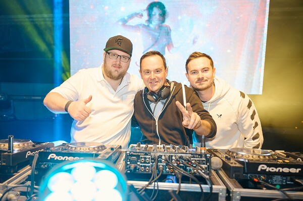 bof-23-07-29-22-12-12