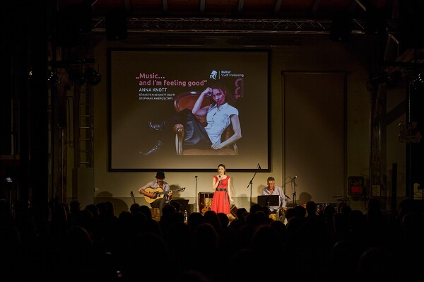 ak-23-09-29-19-58-01