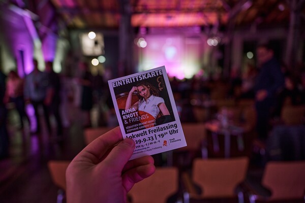 ak-23-09-29-20-28-42