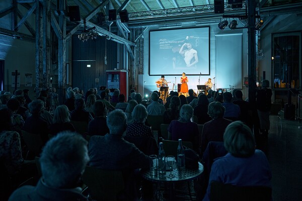 ak-23-09-29-21-01-33