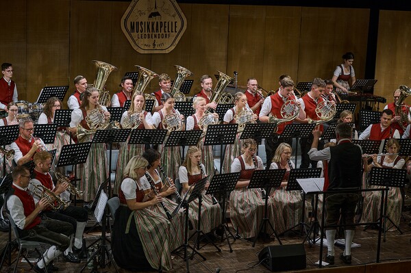 18.11.2023 - Cäcilienkonzert der Musikkapelle Leobendorf in der Salzachhalle