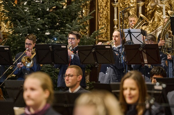 ak-23-12-17-16-57-24