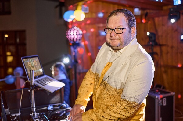 fa-24-02-13-18-00-00