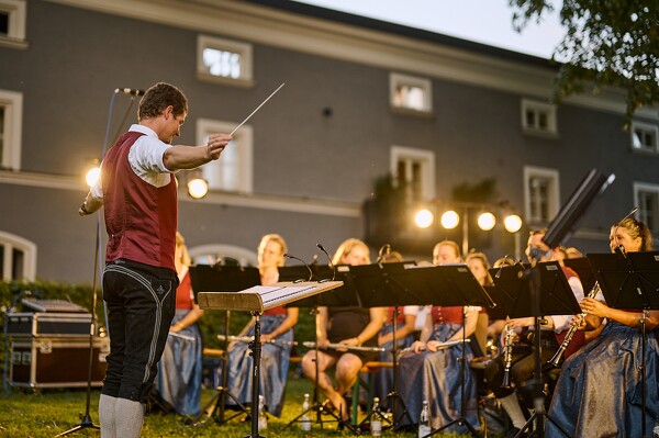 skl-24-07-18-20-56-56