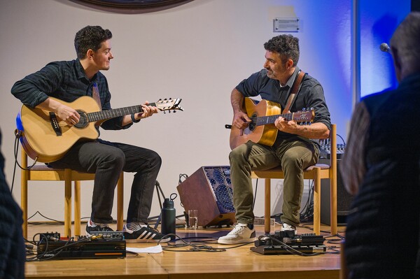 25.10.2024 - Micha Kern und Jordan Brodie im Alten Rathaus