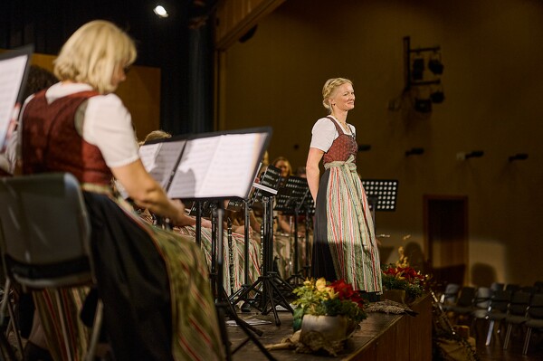 mkl-24-11-23-21-00-24