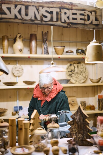 cm-24-12-01-16-44-40