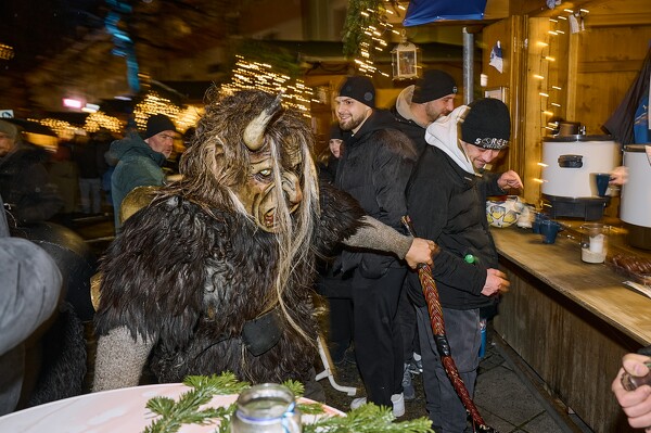 cmf-24-12-06-17-52-18