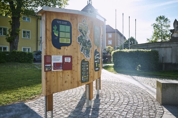 lf-24-04-14-08-21-04