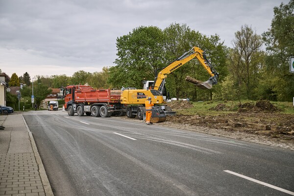 b20-24-04-10-16-35-43