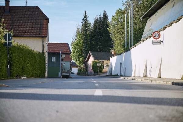 b20-24-04-14-08-03-45