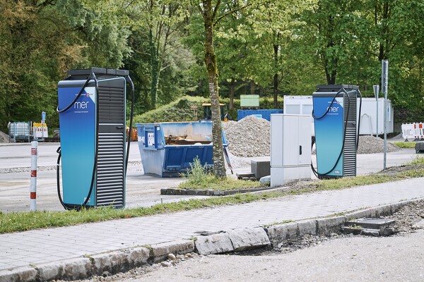 b20-24-04-21-13-47-06