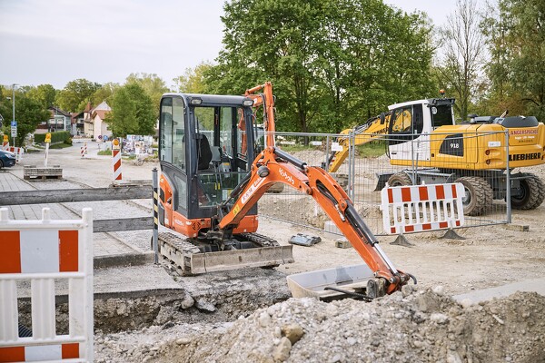 b20-24-04-28-19-36-12