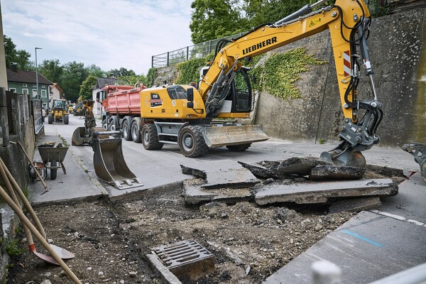 b20-24-06-05-09-27-55