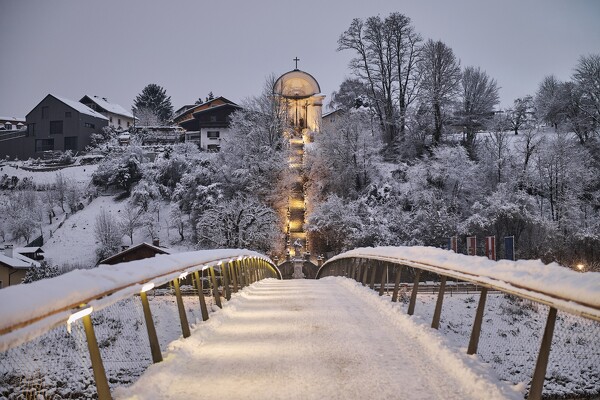 lf-22-12-17-07-27-48