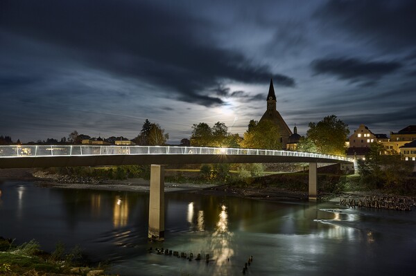 lf-23-10-29-19-08-26