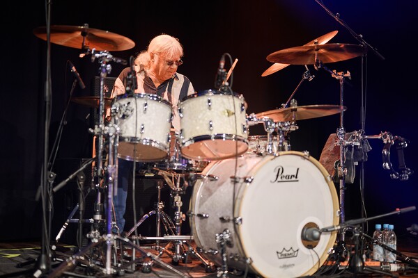 ip-25-01-31-20-06-26