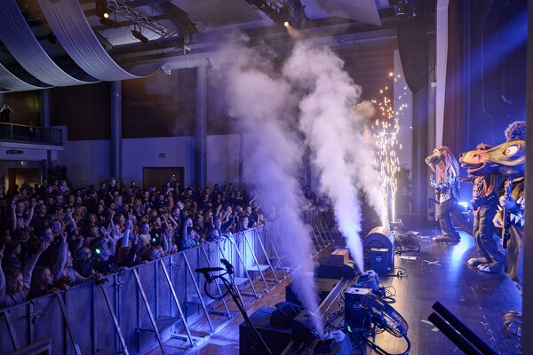 hs-25-02-08-14-42-11