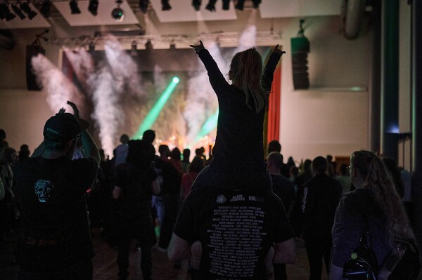 hs-25-02-08-15-11-15