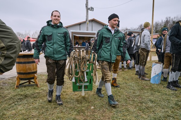 schnalzen-25-02-16-11-50-57