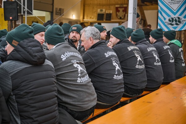 schnalzen-25-02-16-12-16-37