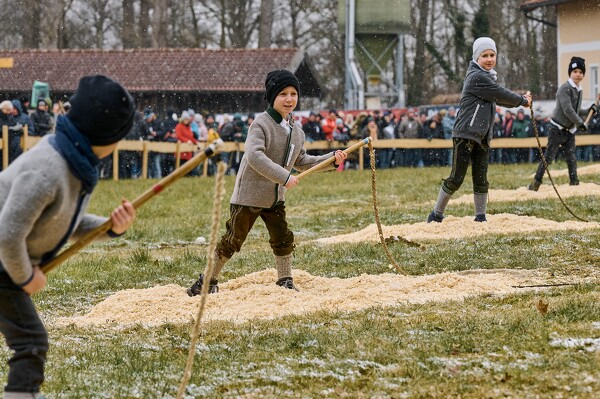 schnalzen-25-02-16-13-48-54