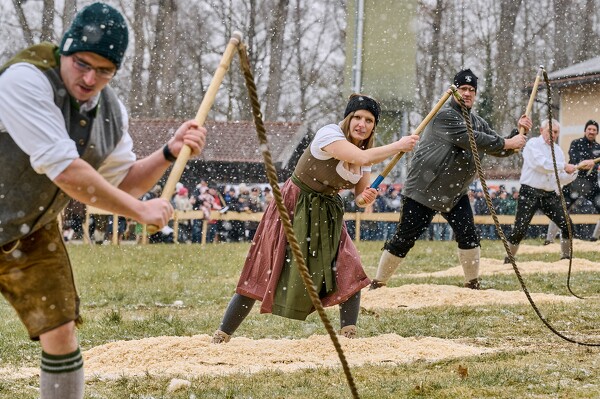 schnalzen-25-02-16-14-19-05