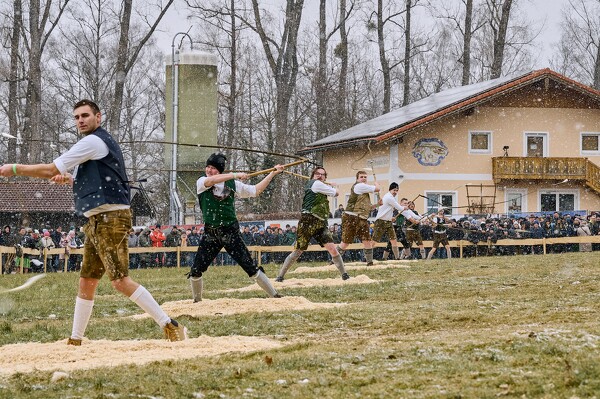 schnalzen-25-02-16-14-26-02