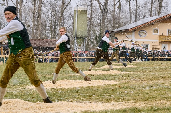 schnalzen-25-02-16-14-29-36