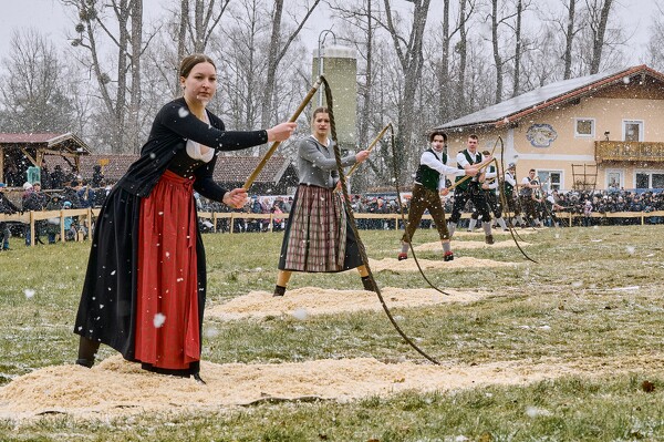 schnalzen-25-02-16-14-38-31