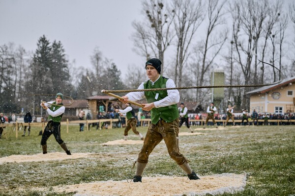 schnalzen-25-02-16-14-53-58