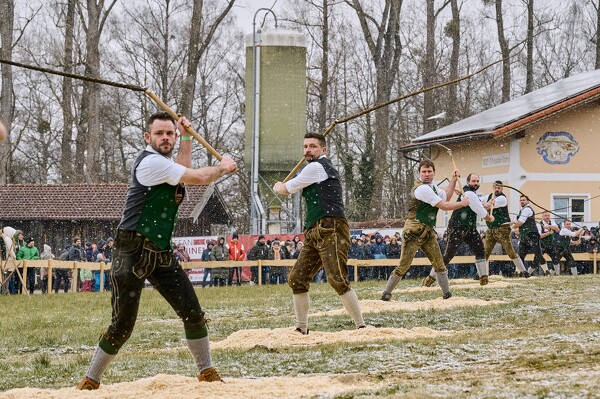 schnalzen-25-02-16-15-06-28