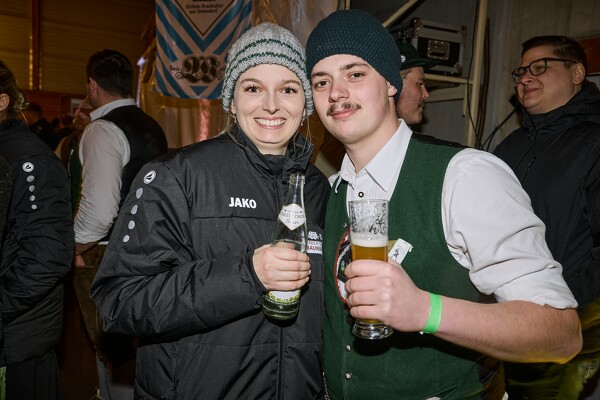 schnalzen-25-02-16-19-08-35